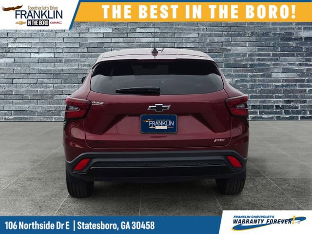 Used 2025 Chevrolet Trax RS w/ Driver Confidence Package FWD image 4