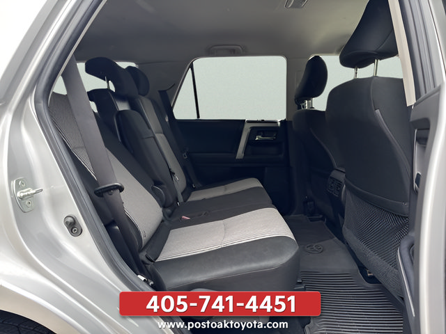 Used 2022 Toyota 4Runner SR5 AWD/4WD image 23