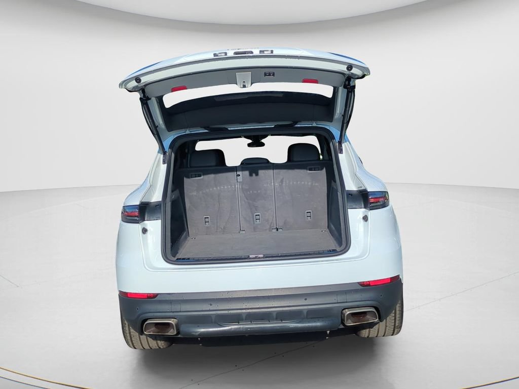 Used 2021 Porsche Cayenne AWD/4WD image 9