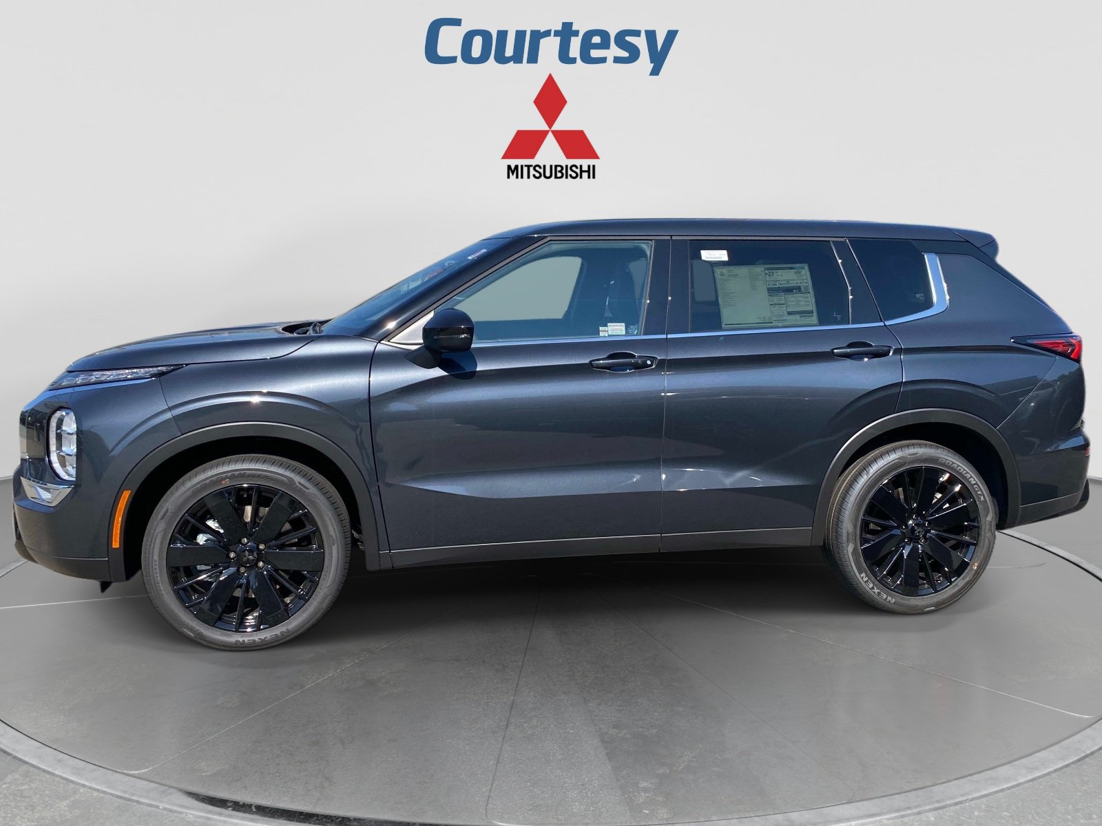 New 2026 Mitsubishi Outlander LE AWD/4WD video 2