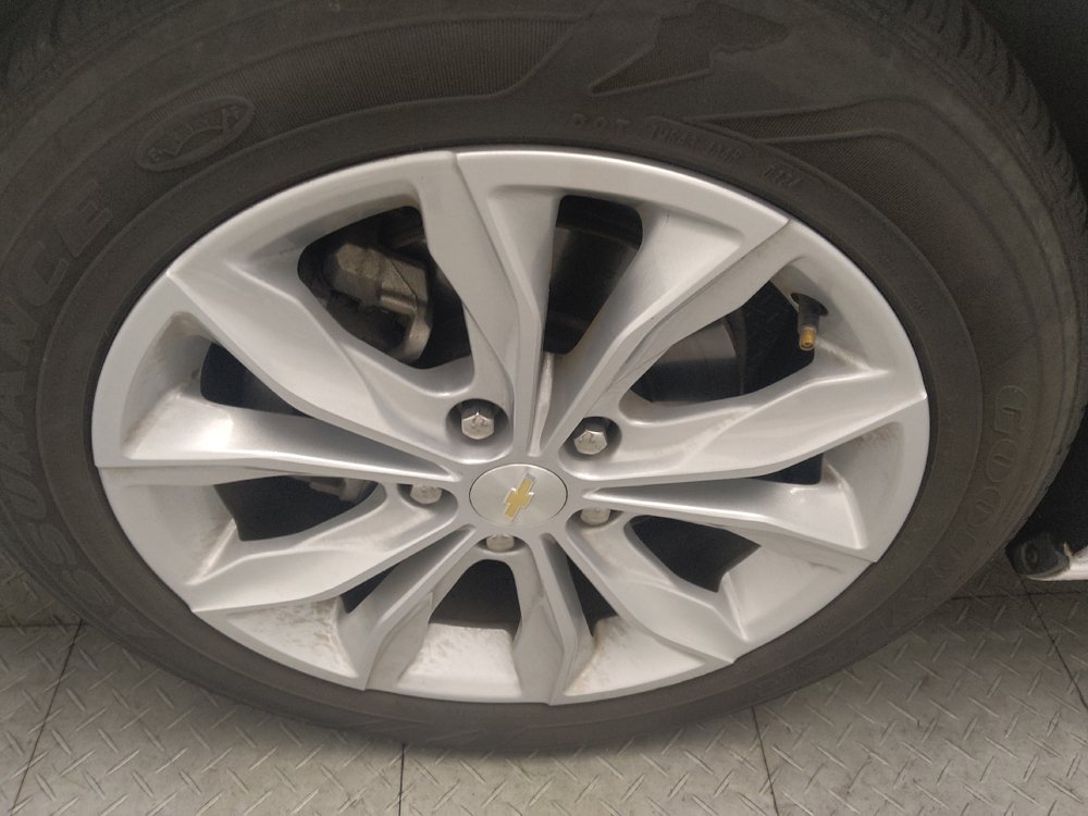 Used 2025 Chevrolet Malibu LT FWD image 31
