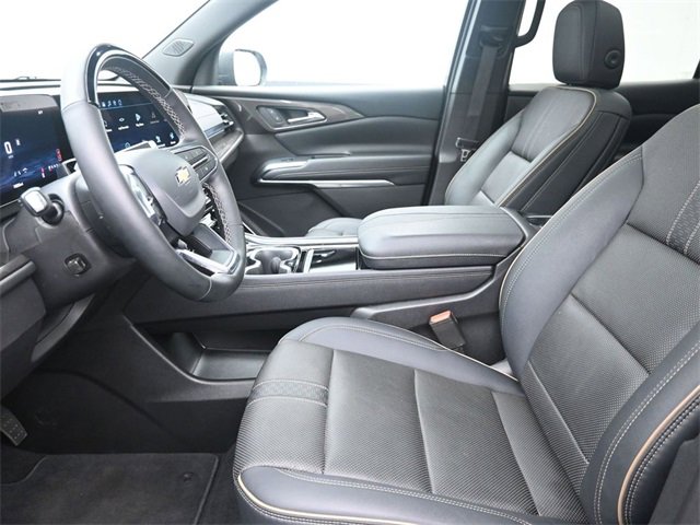 Used 2026 Chevrolet Traverse High Country image 16