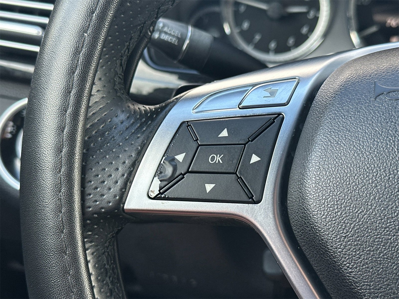 Used 2013 Mercedes-Benz E 350 E 350 image 21