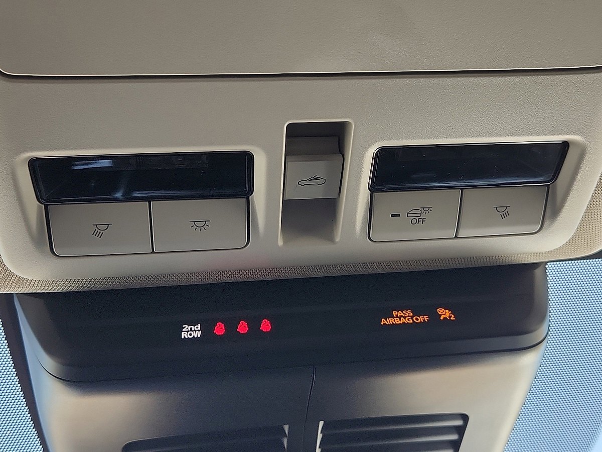 Used 2025 MAZDA CX-50 AWD 2.5 S w/ Cargo Package image 9