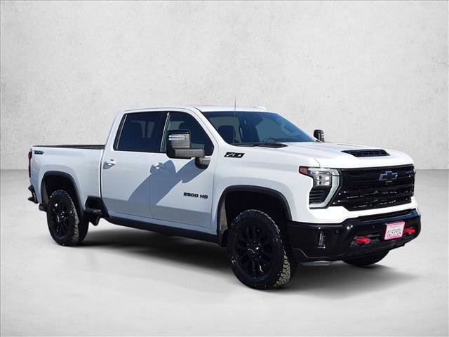 Used 2025 Chevrolet Silverado 2500 LTZ w/ LTZ Plus Package AWD/4WD image 3