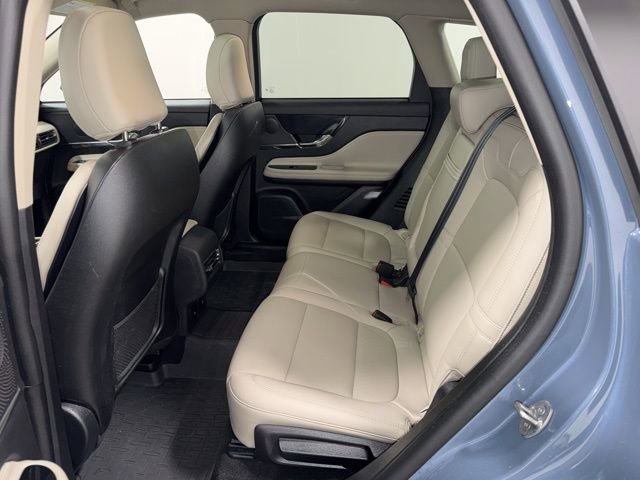 Used 2025 Lincoln Corsair Premiere w/ Equipment Group 101A image 33