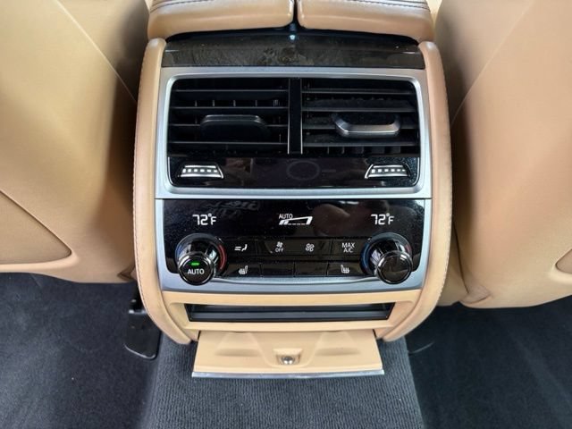 Used 2021 BMW 740i xDrive w/ M Sport Package AWD/4WD image 19