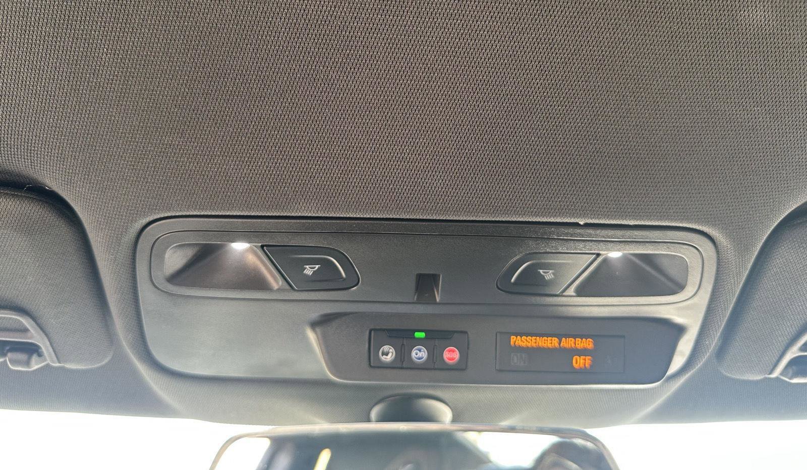 Used 2020 Chevrolet Camaro LT w/ RS Package image 32