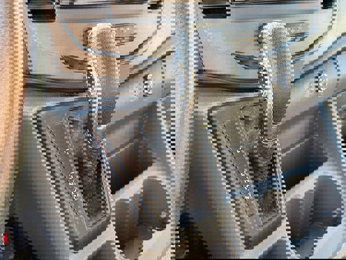 Used 2022 Ford Transit 350 XLT image 28