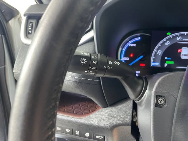 Used 2021 Toyota RAV4 Limited AWD/4WD image 14