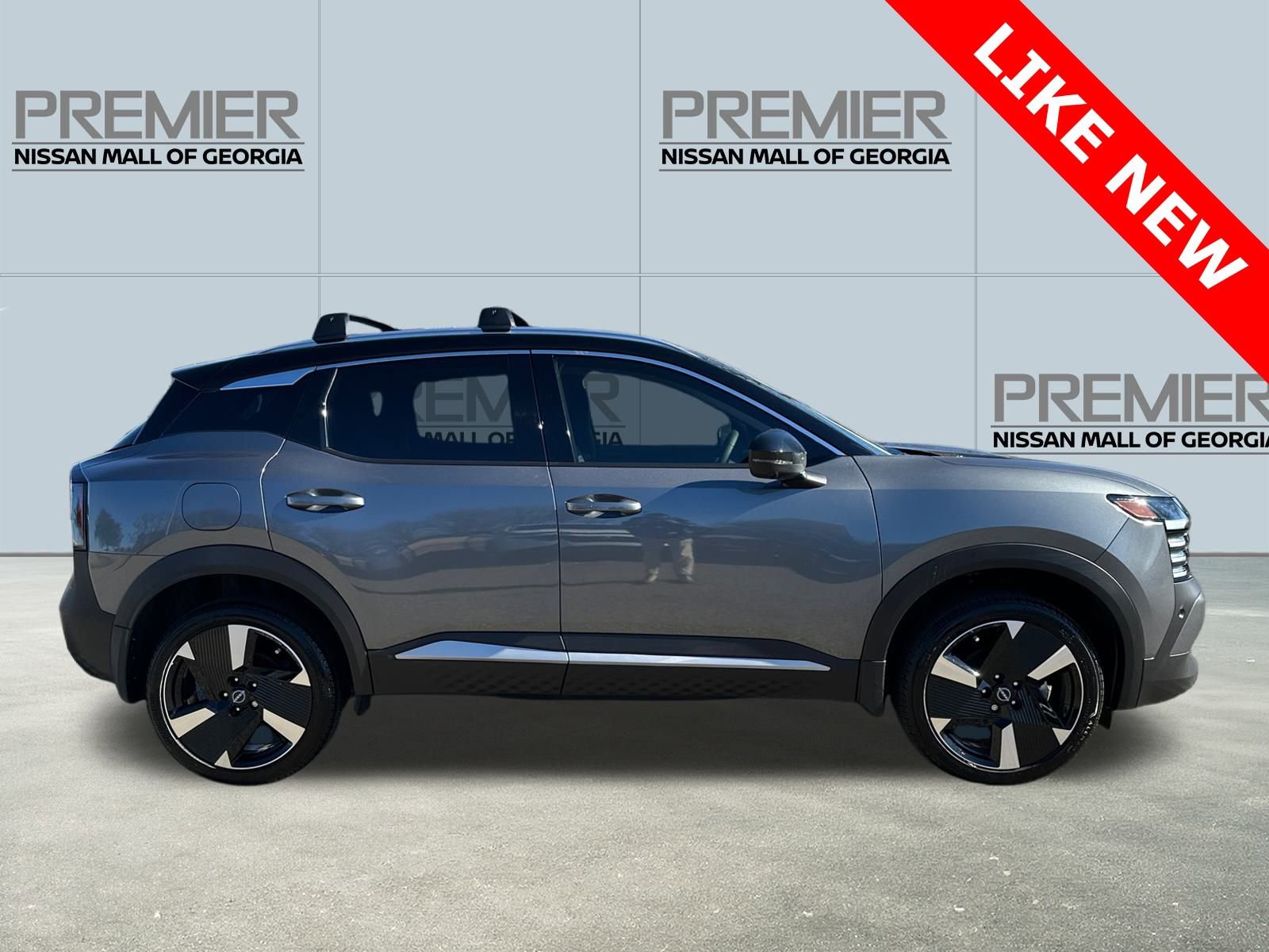 Certified 2025 Nissan Kicks SR image 4