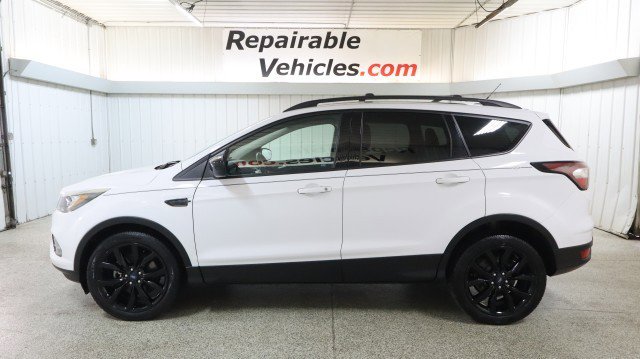 Used 2017 Ford Escape SE w/ SE Sport Appearance Package