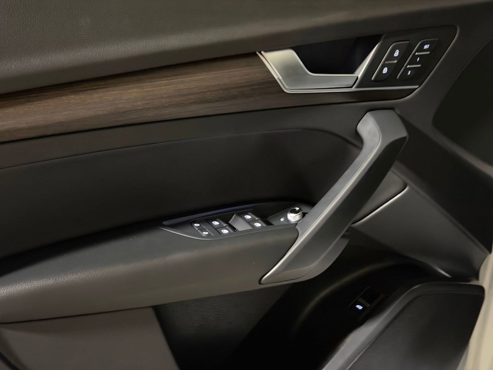 Certified 2023 Audi Q5 2.0T Premium w/ Convenience Package AWD/4WD image 14