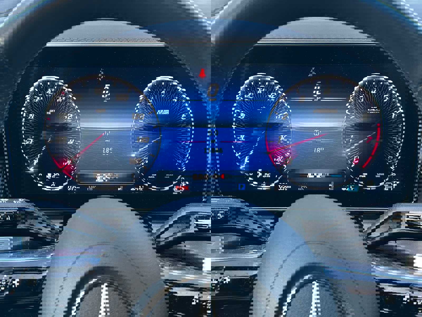 Used 2023 Mercedes-Benz GLC 300 4MATIC image 24