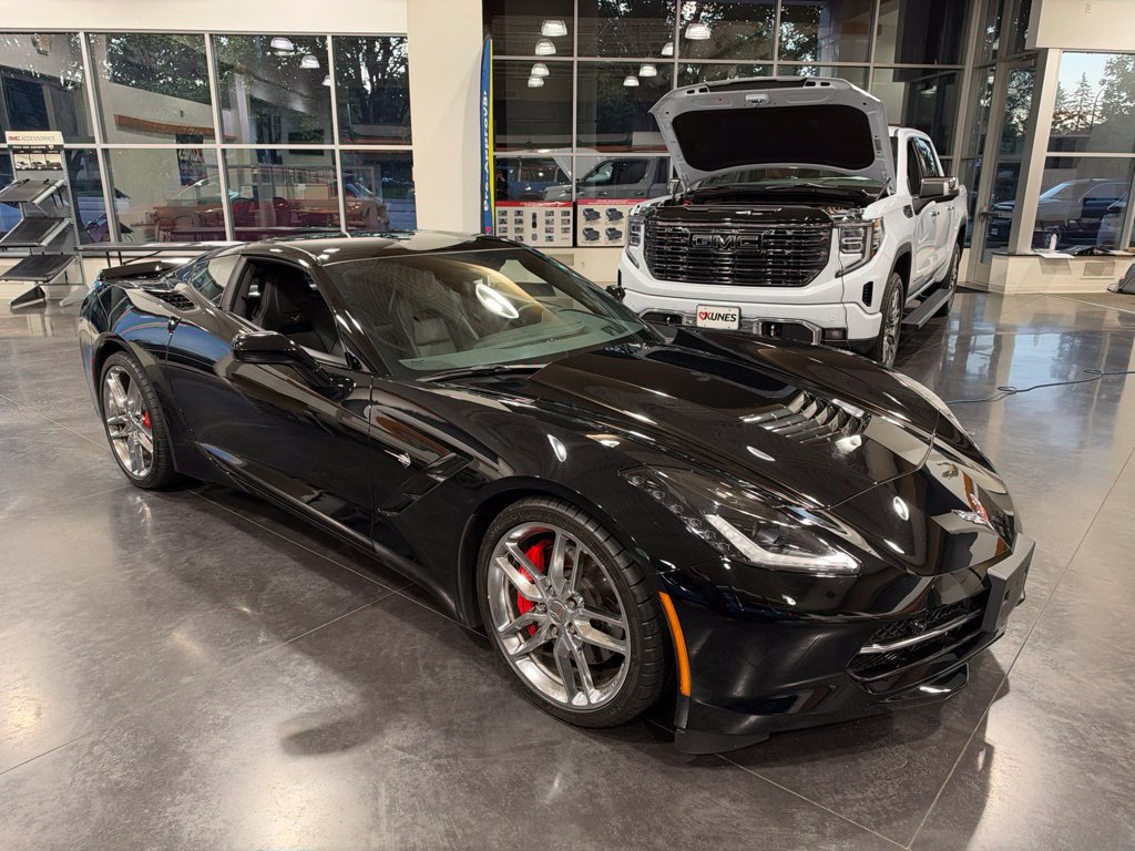Used 2016 Chevrolet Corvette Stingray Coupe w/ 3LT Preferred Equipment Group RWD image 16