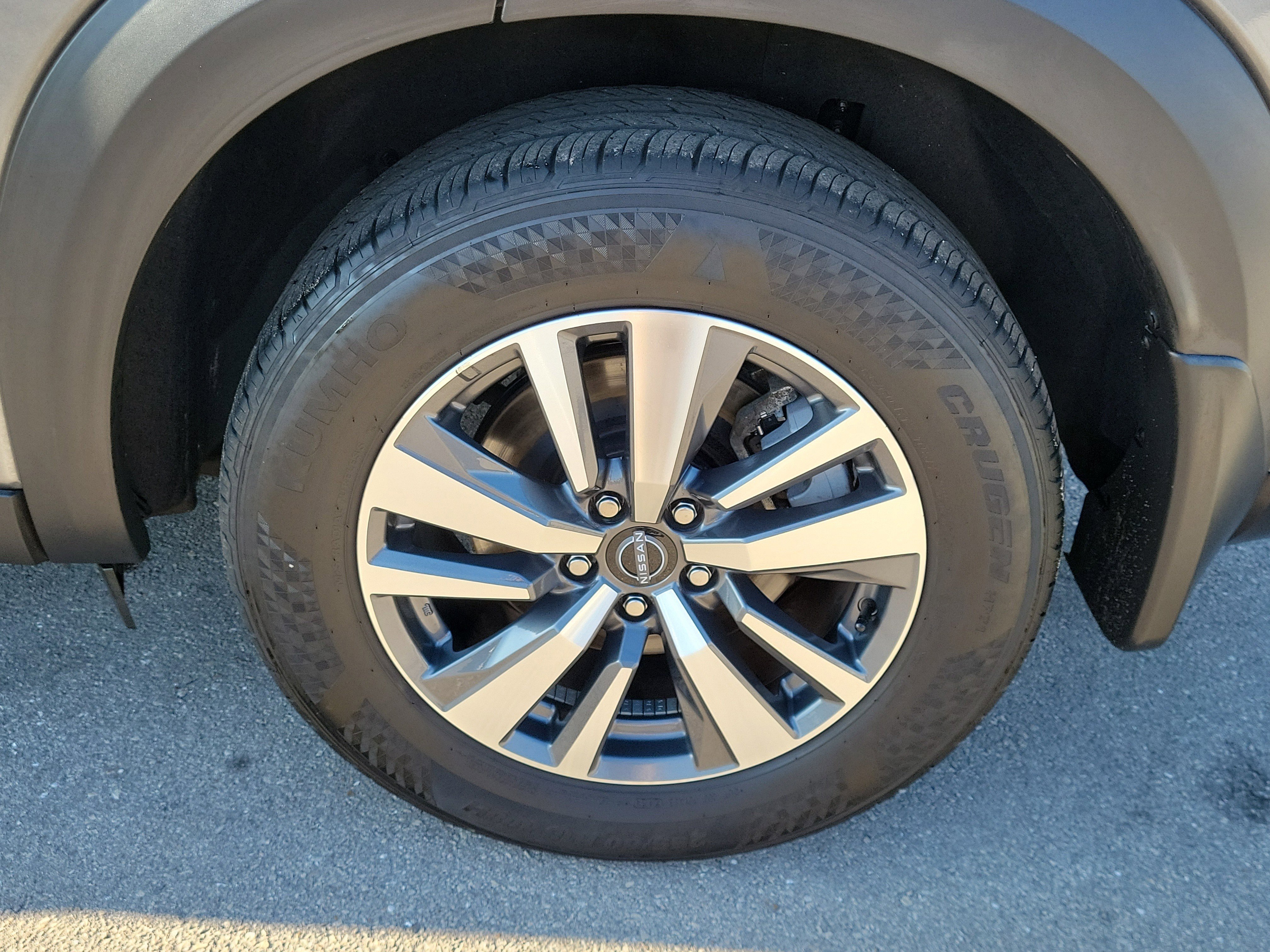 Used 2024 Nissan Pathfinder SL image 27