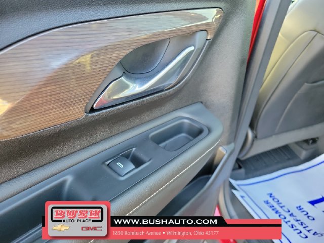 Used 2024 GMC Terrain Denali w/ Denali Premium Package AWD/4WD image 13