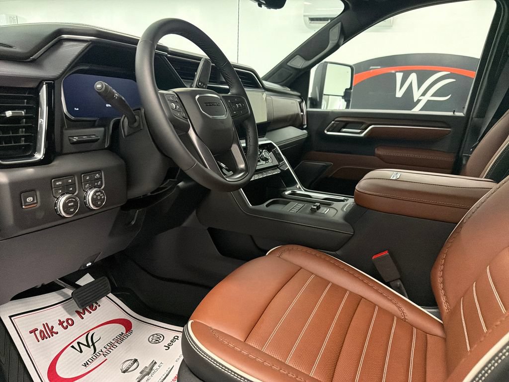 New 2026 GMC Sierra 3500 Denali Ultimate AWD/4WD image 11