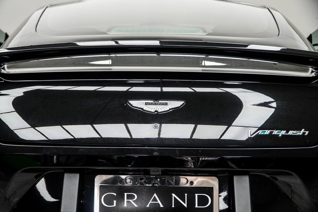 Used 2017 Aston Martin Vanquish Coupe image 20