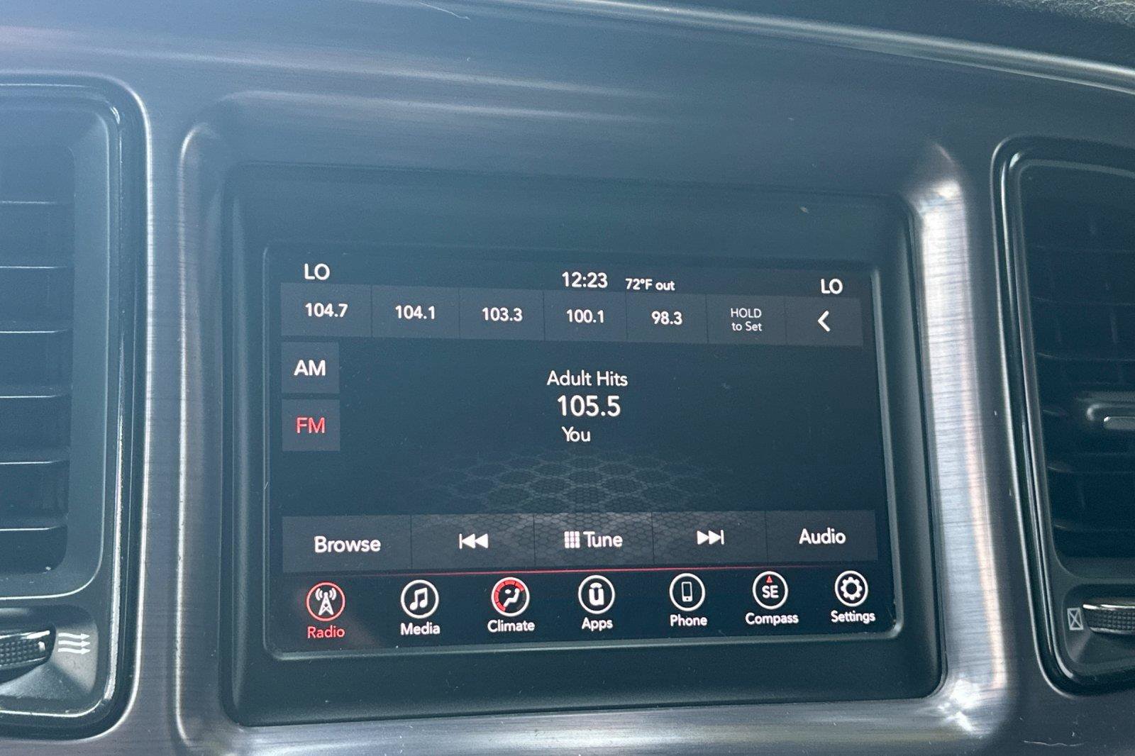 Used 2018 Dodge Challenger SXT RWD image 17