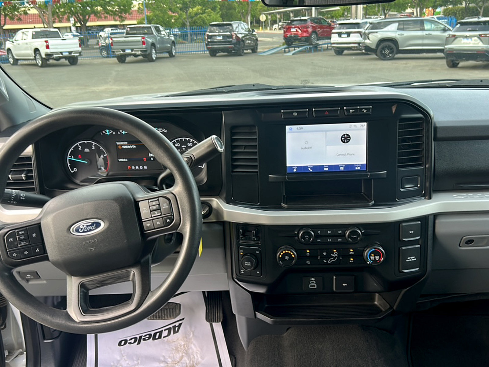 Used 2024 Ford F250 XLT w/ FX4 Off-Road Package AWD/4WD image 19