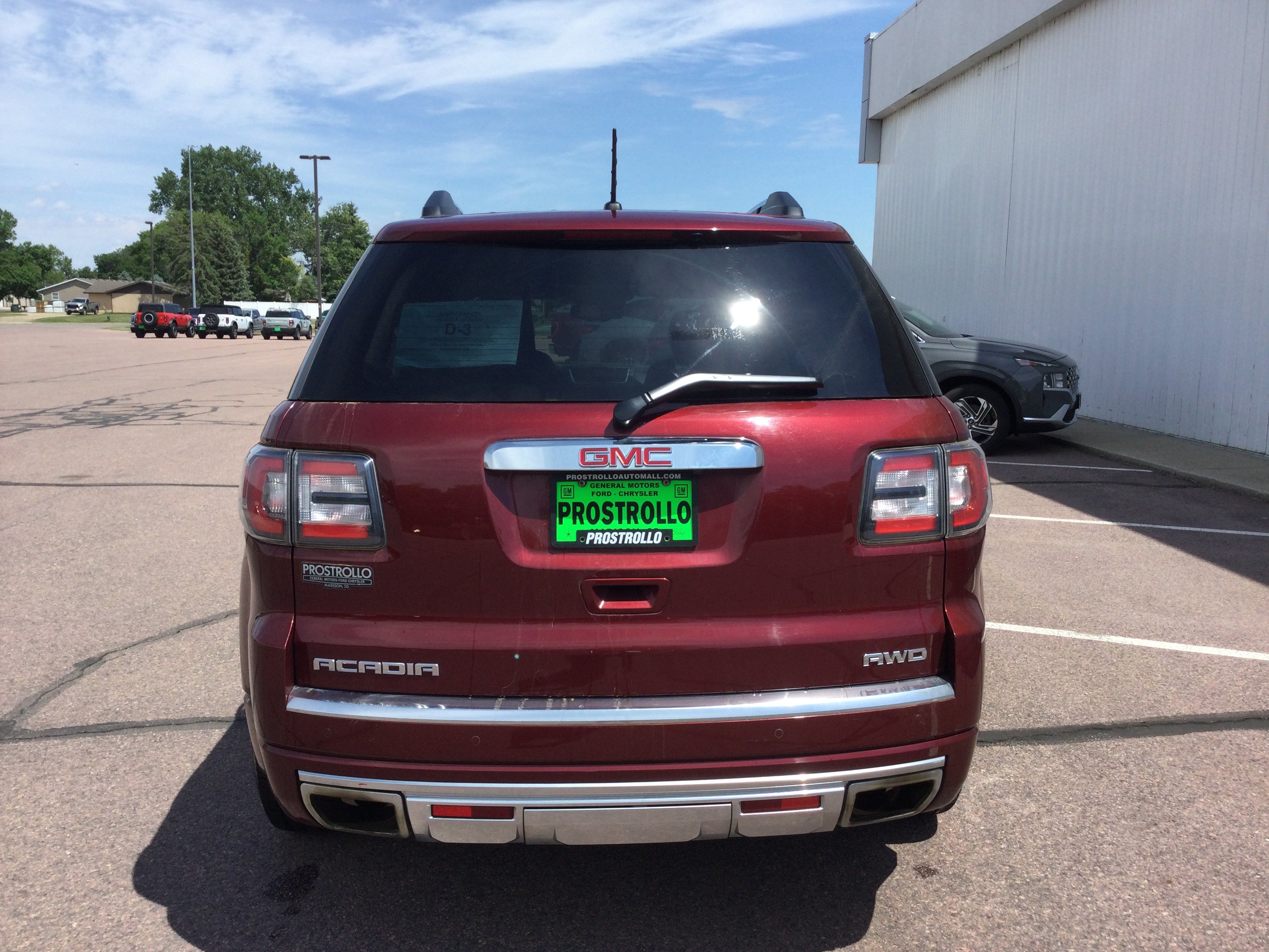 Used 2015 GMC Acadia Denali AWD/4WD image 4