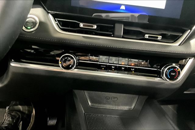 Certified 2025 Chevrolet Equinox LT AWD/4WD image 13