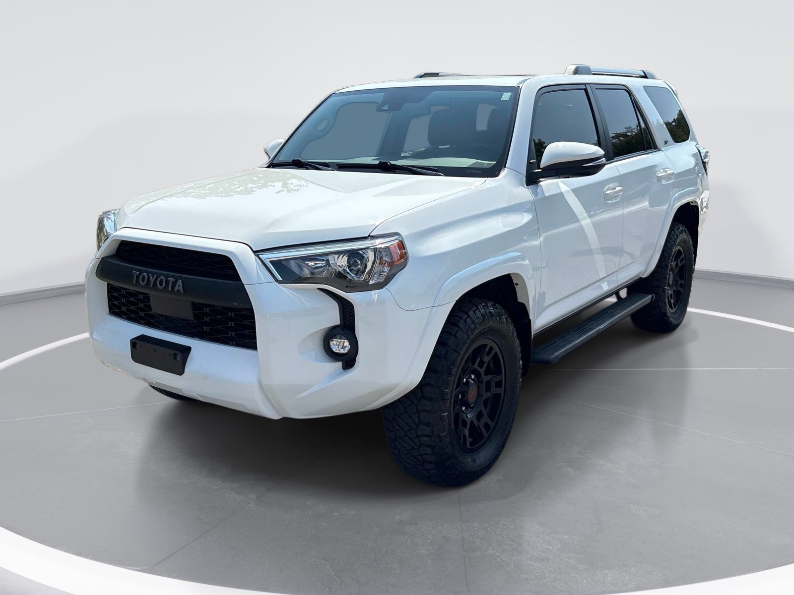 Used 2023 Toyota 4Runner SR5 Premium w/ Moonroof Package AWD/4WD image 3