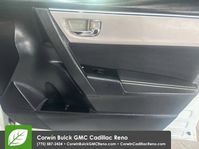 Used 2014 Toyota Corolla LE FWD image 32