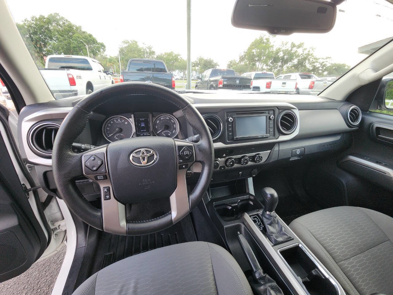 Used 2016 Toyota Tacoma SR5 image 19