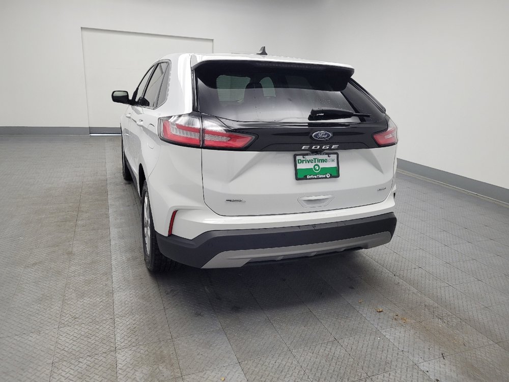 Used 2024 Ford Edge SEL image 6