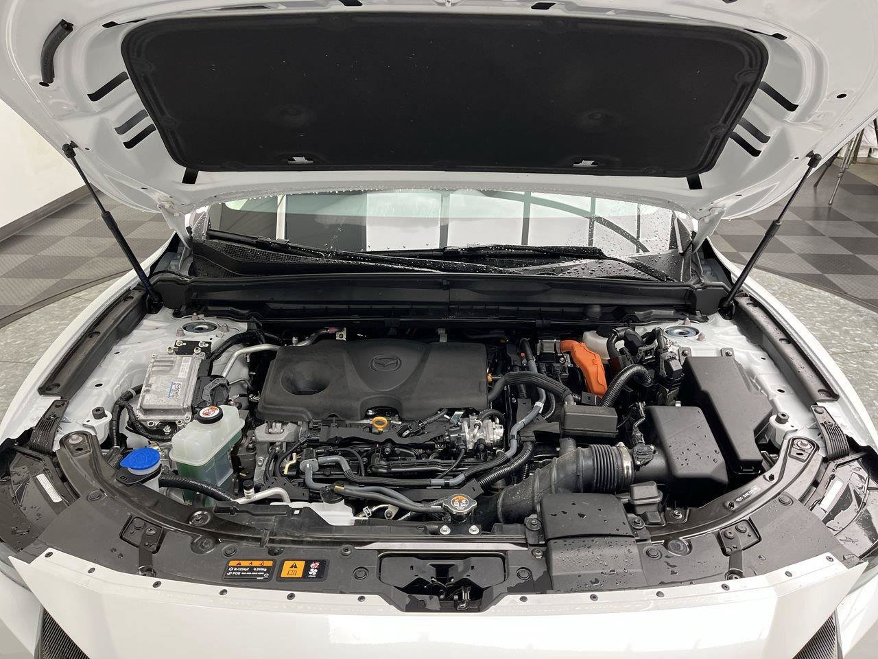 Certified 2026 MAZDA CX-50 AWD 2.5 Hybrid w/ Premium Pkg image 28