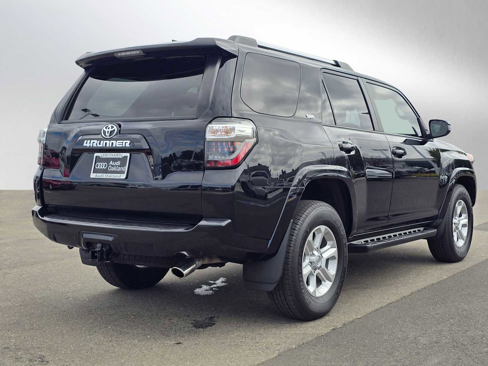 Used 2023 Toyota 4Runner SR5 image 44