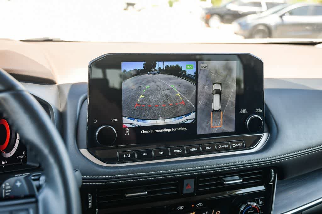 Used 2023 Nissan Rogue Platinum w/ Platinum Premium Package FWD image 22