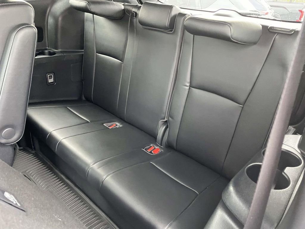 Used 2023 Toyota Highlander Limited image 27