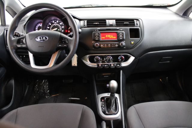 Used 2013 Kia Rio LX w/ PWR Pkg FWD image 2