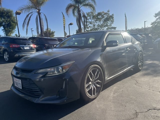 Used 2016 Scion tC FWD image 2
