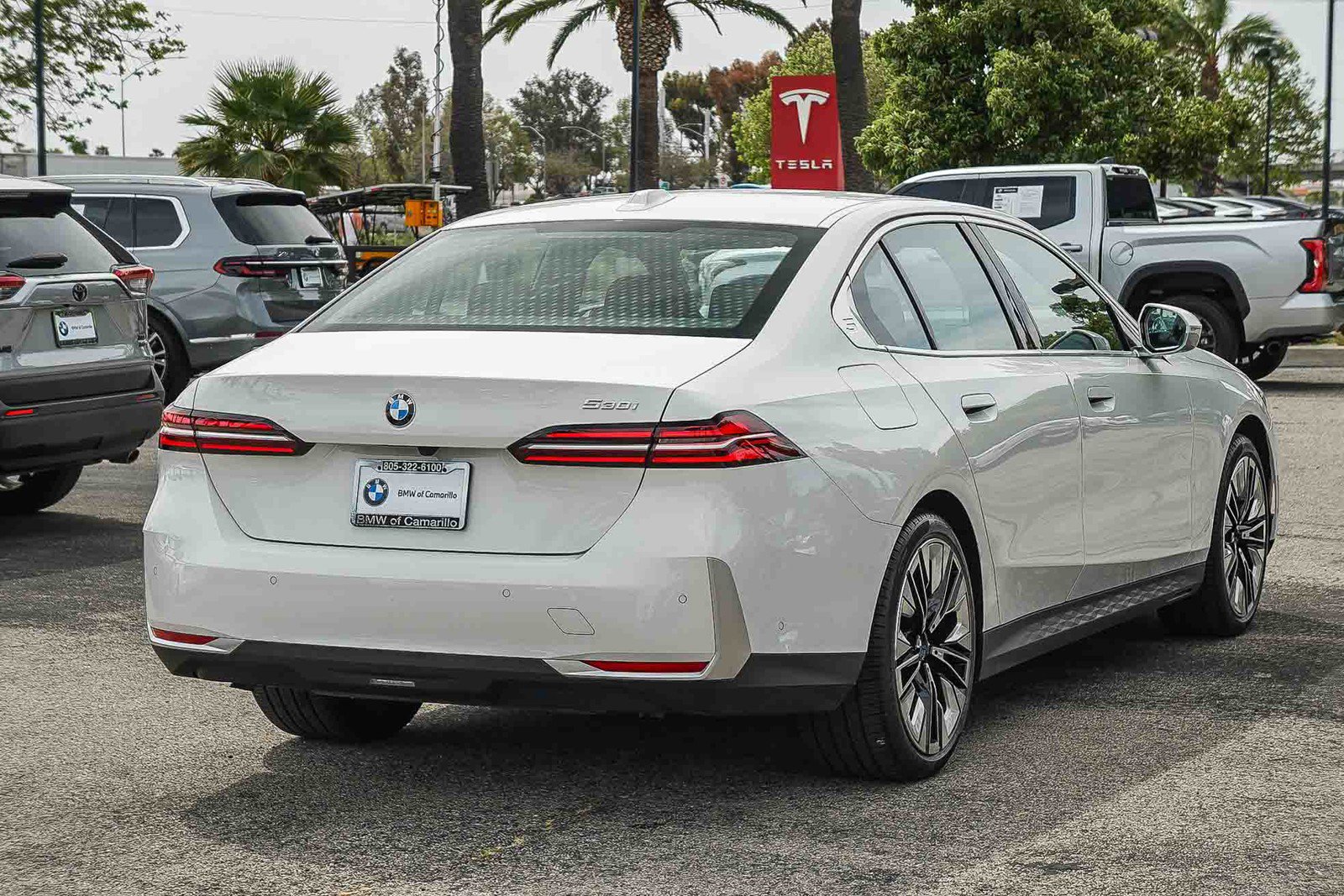 Certified 2025 BMW 530i image 6