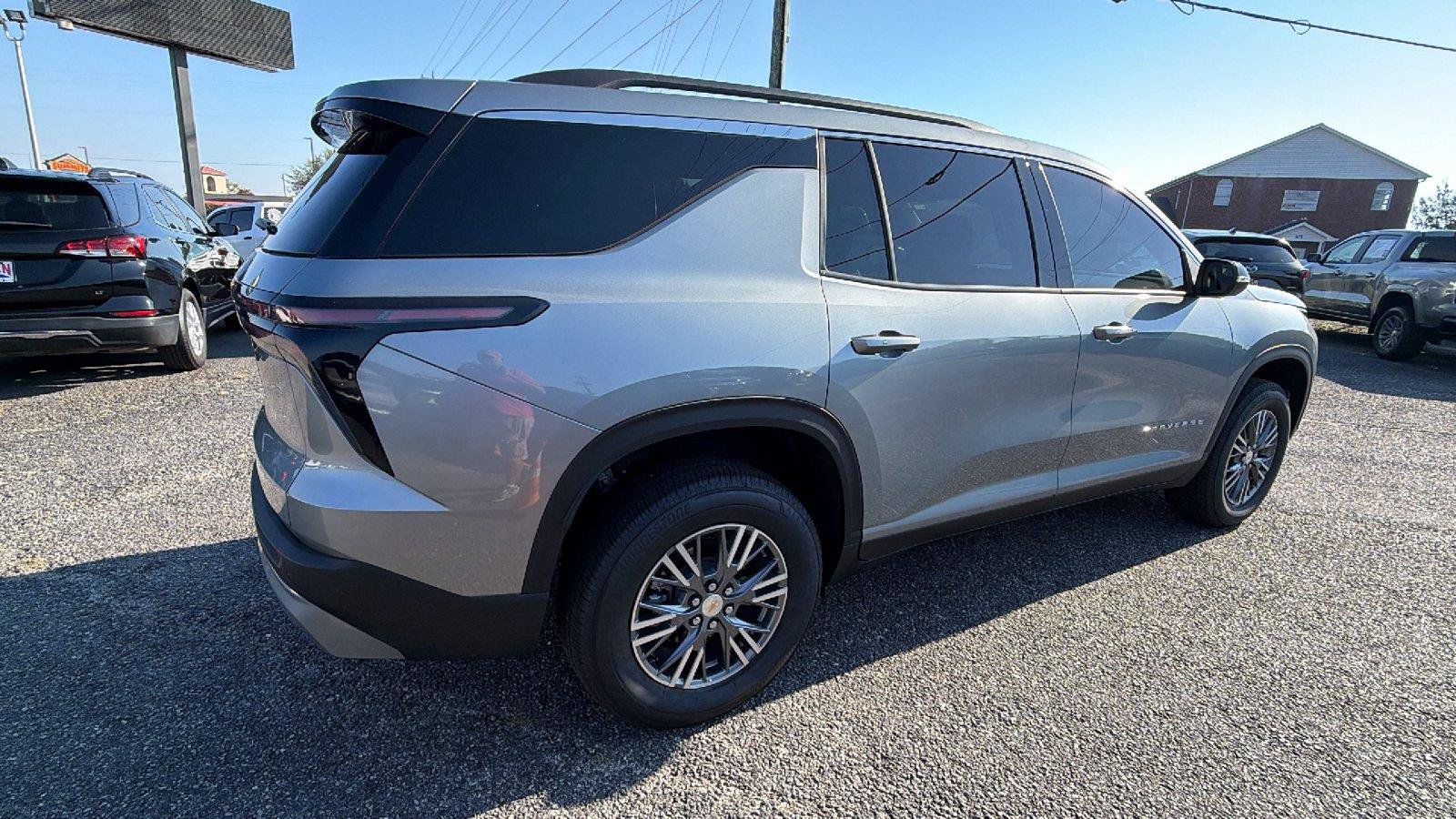 New 2026 Chevrolet Traverse LT AWD/4WD image 8