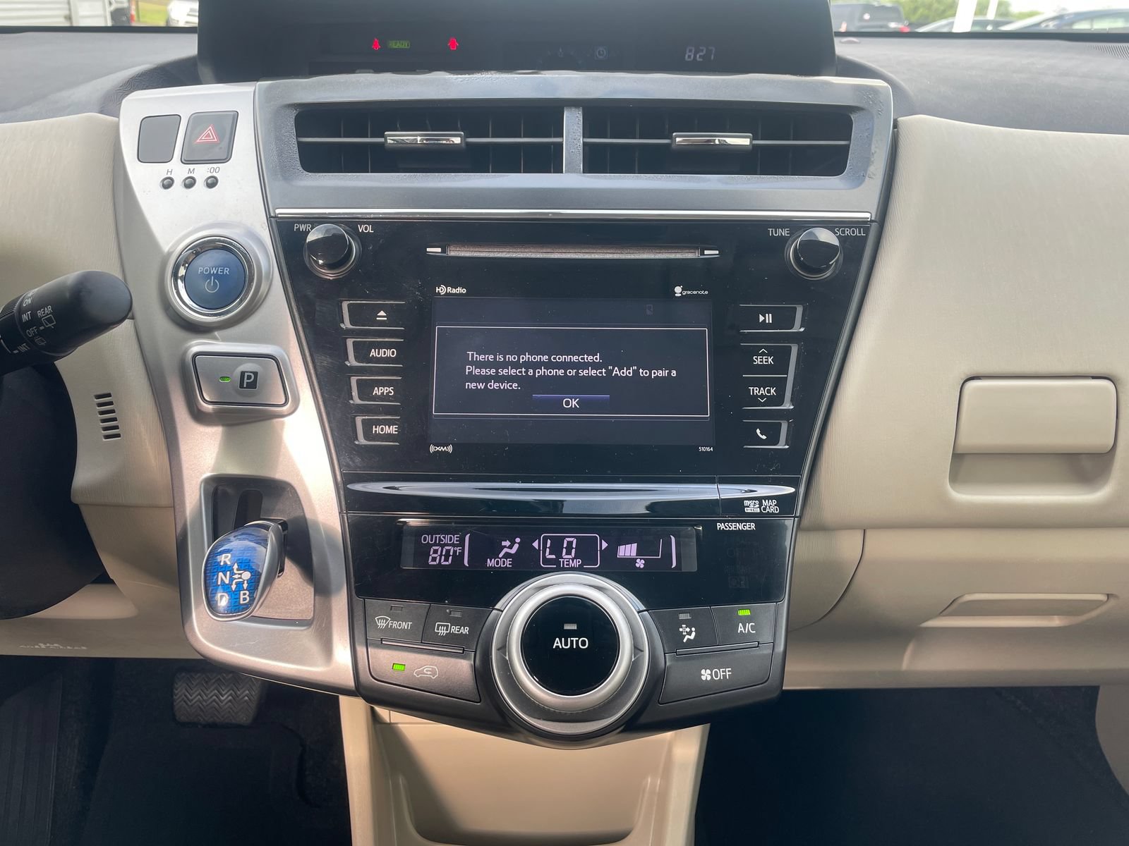 Used 2017 Toyota Prius V Four FWD image 18