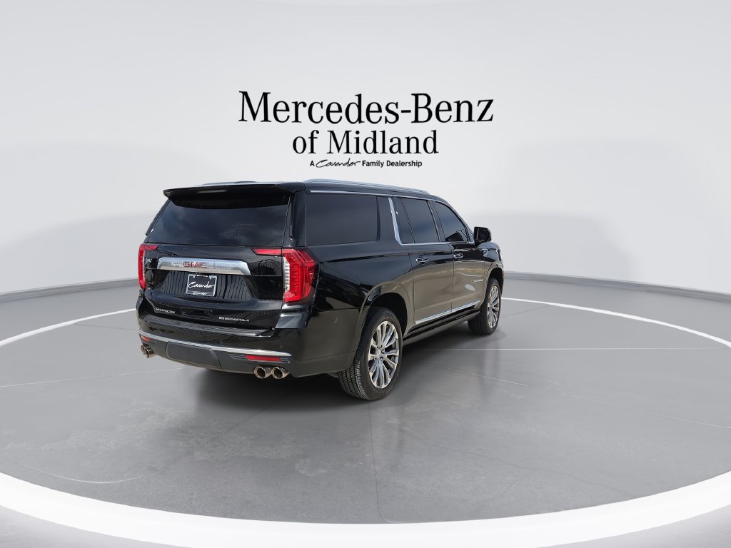 Used 2023 GMC Yukon XL Denali w/ Denali Reserve Package AWD/4WD image 8