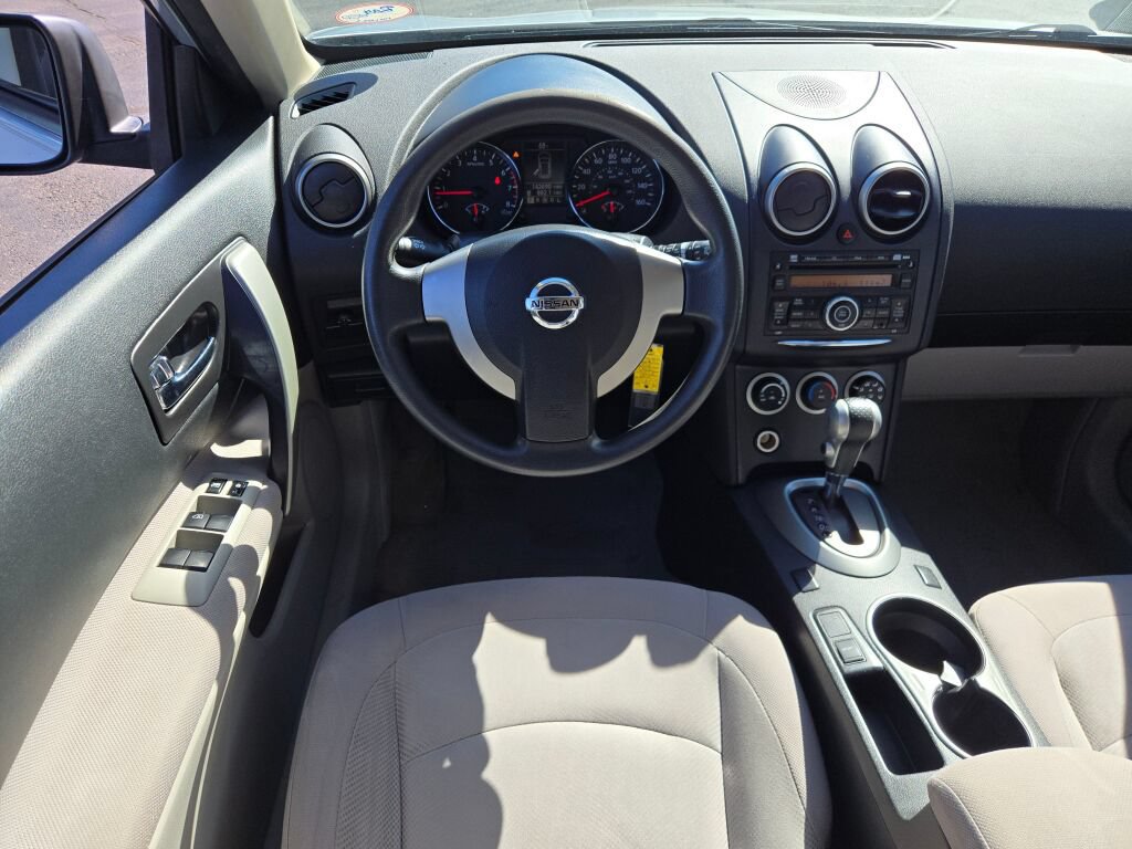 Used 2014 Nissan Rogue S FWD image 23