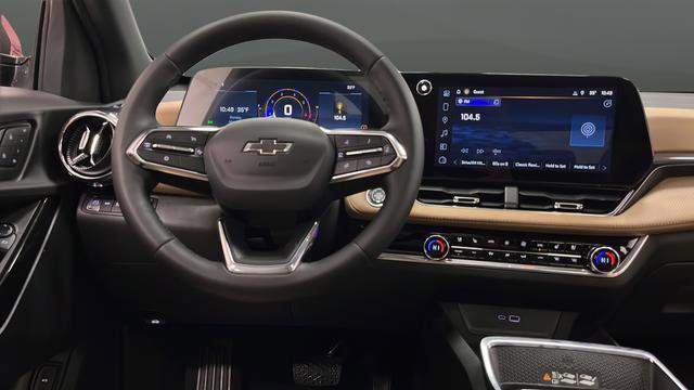 New 2026 Chevrolet Equinox ACTIV w/ Convenience Package III image 11