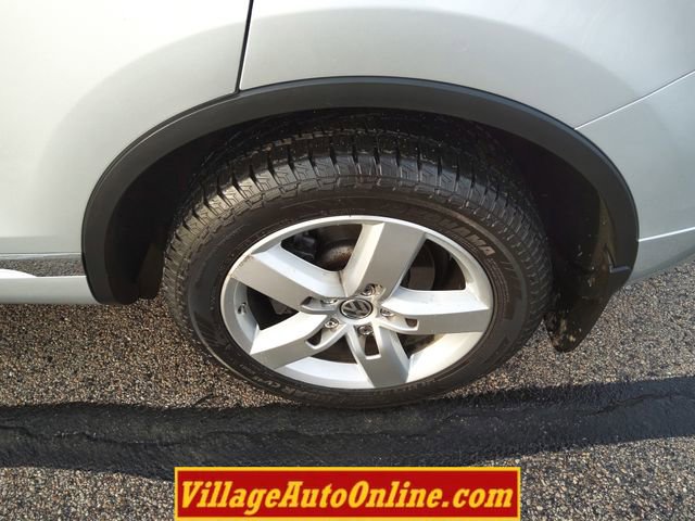 Used 2014 Volkswagen Touareg VR6 image 10