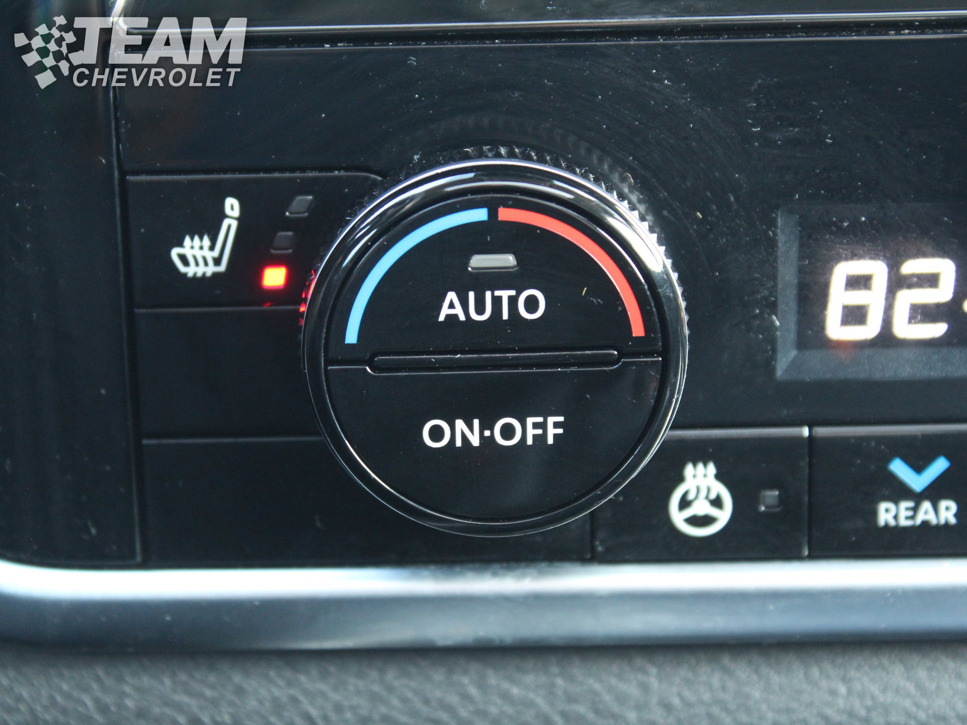 Used 2023 Nissan Rogue SL w/ SL Premium Package image 19