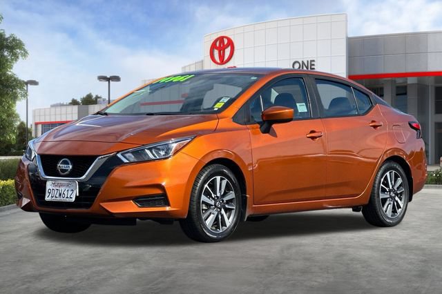 Used 2022 Nissan Versa SV w/ Trunk Package FWD image 9