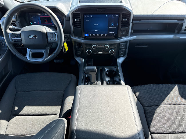 Used 2026 Ford F150 XLT w/ XLT Black Appearance Package RWD image 12