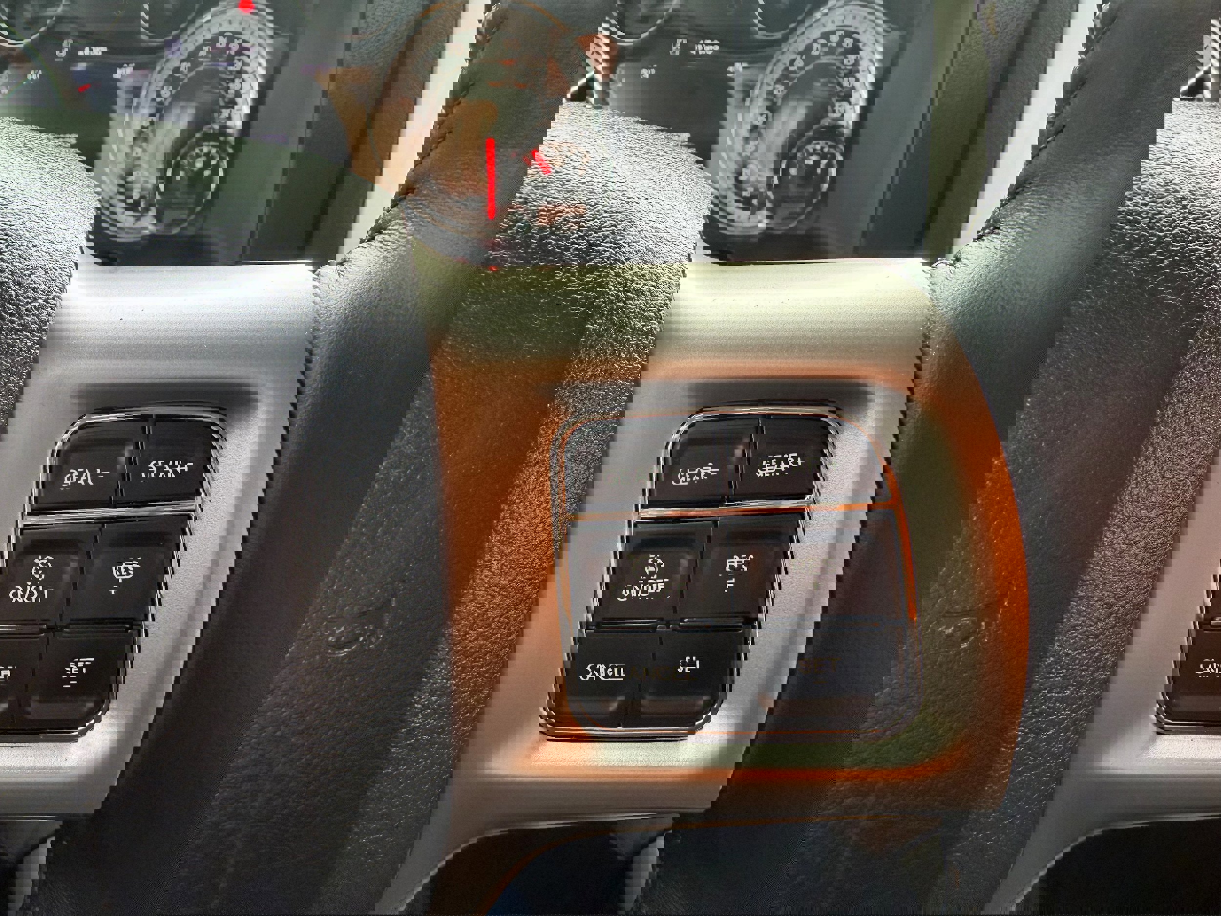 Used 2016 RAM 1500 Laramie w/ Convenience Group image 18