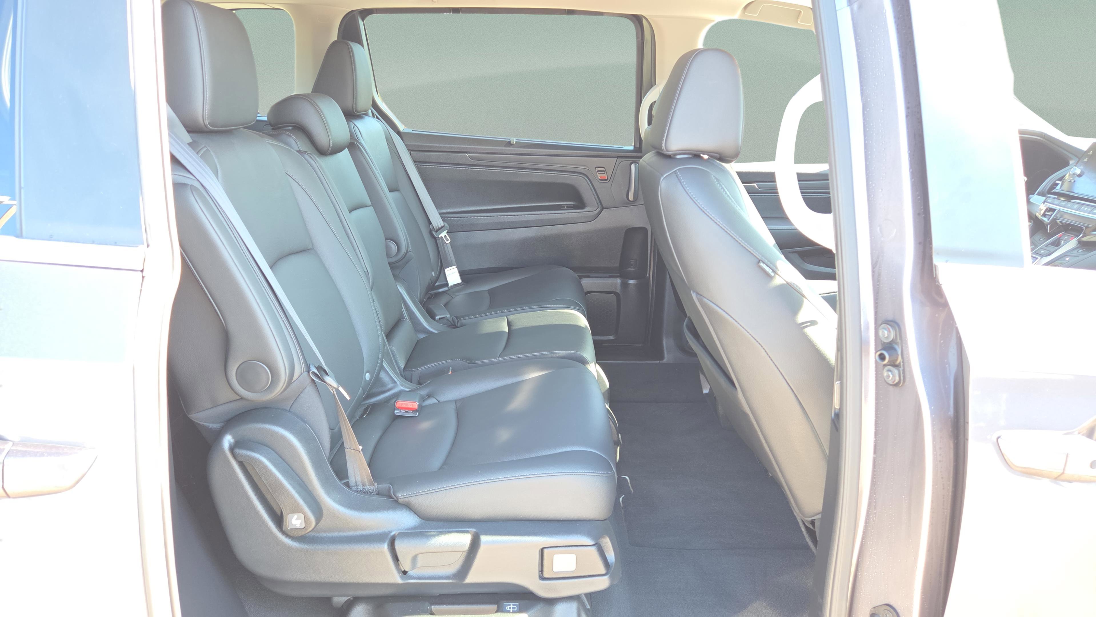 Certified 2025 Honda Odyssey EX-L image 17
