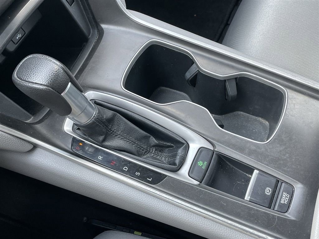 Used 2019 Honda Accord LX image 12